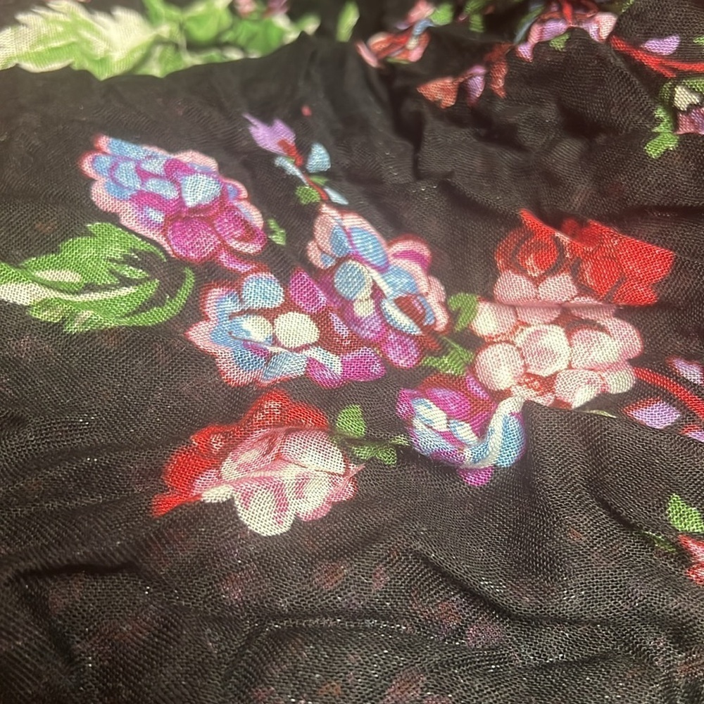 Multi-Pattern Scarf - Picture 2 of 5